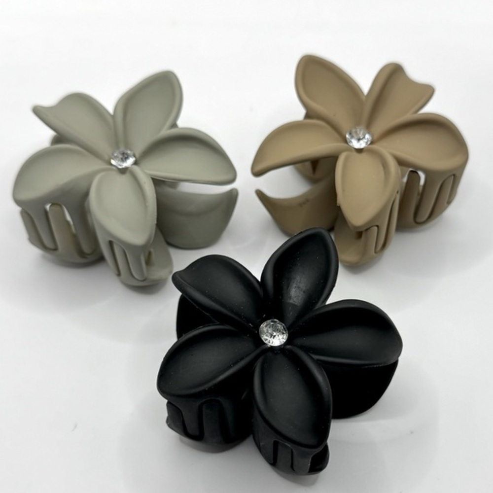 3 Matte Flower Hair Clips NEW